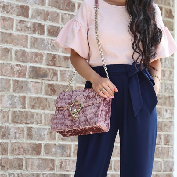 Express Velvet O-Ring Shoulder Bag soft pink - Picture 3 of 8